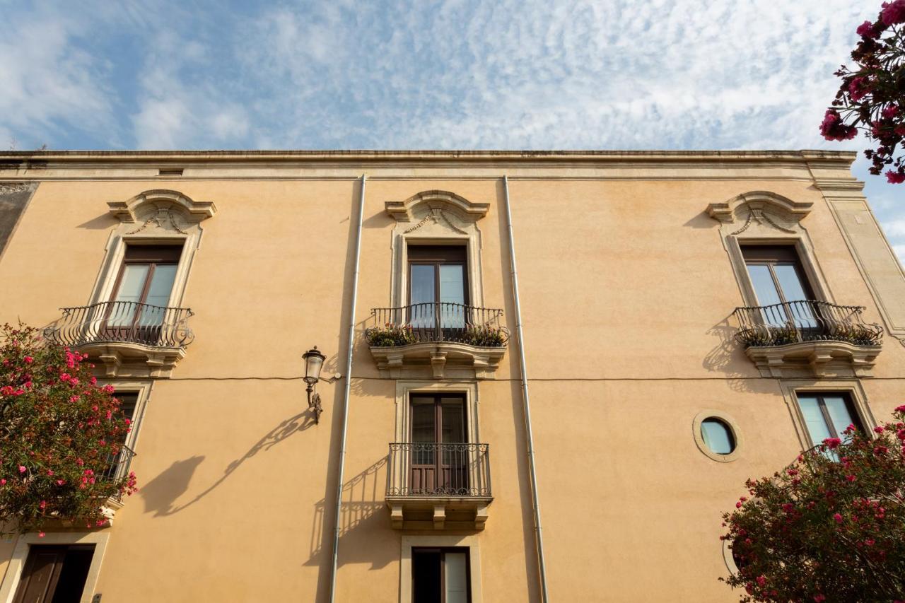 Suite La Pergola - Centro Storico Catane Extérieur photo